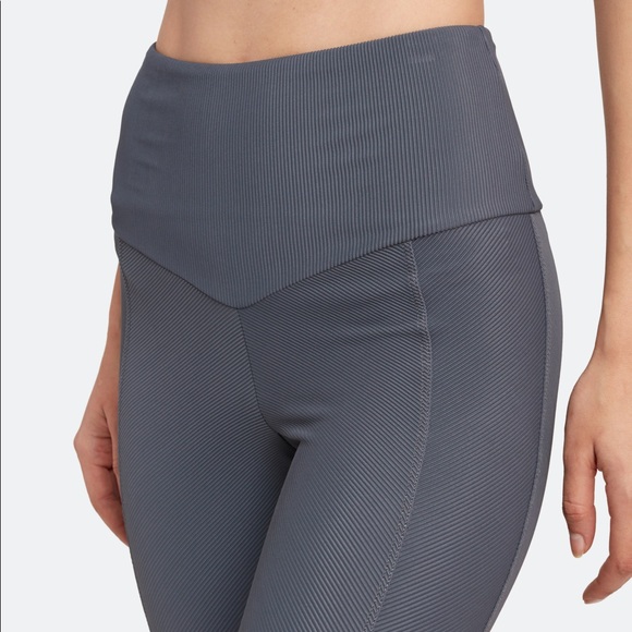 Onzie | Sweetheart Rib High Rise Legging Slate Grey - Picture 4 of 10